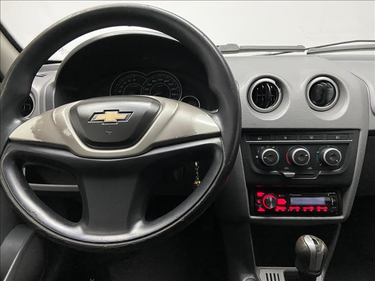 CHEVROLET Prisma - Foto