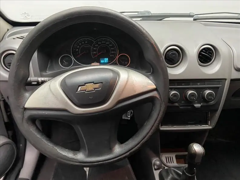 CHEVROLET Prisma - Foto
