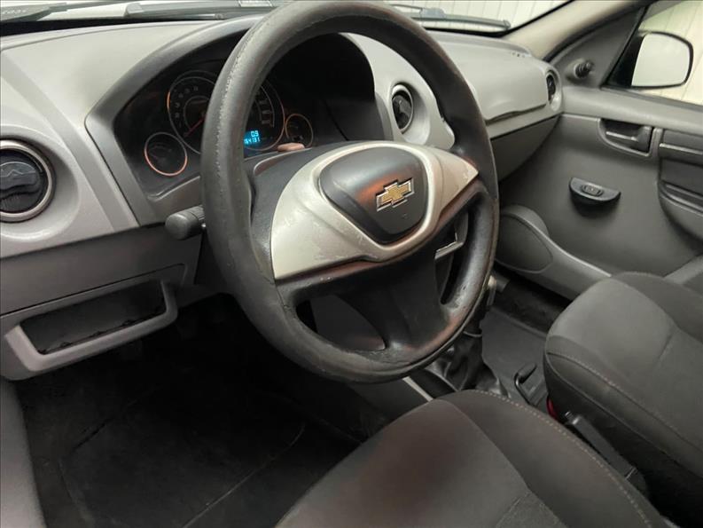 CHEVROLET Prisma - Foto