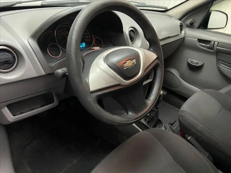 CHEVROLET Prisma - Foto
