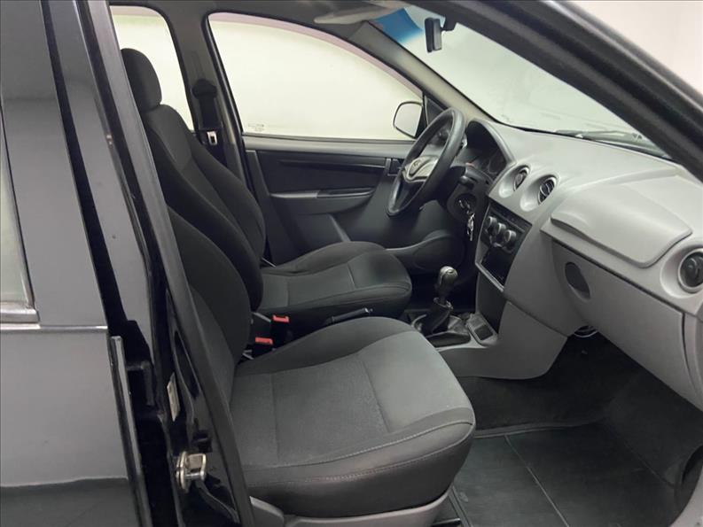 CHEVROLET Prisma - Foto