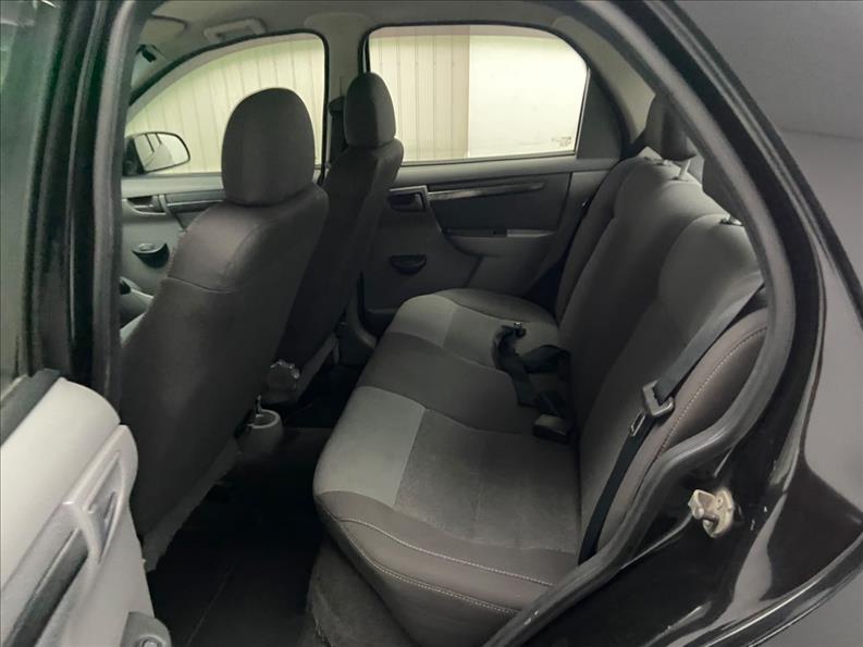 CHEVROLET Prisma - Foto