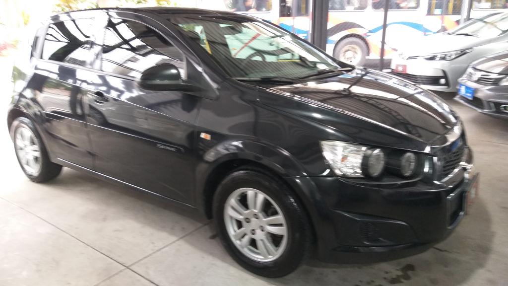 CHEVROLET Sonic Hatch - Foto