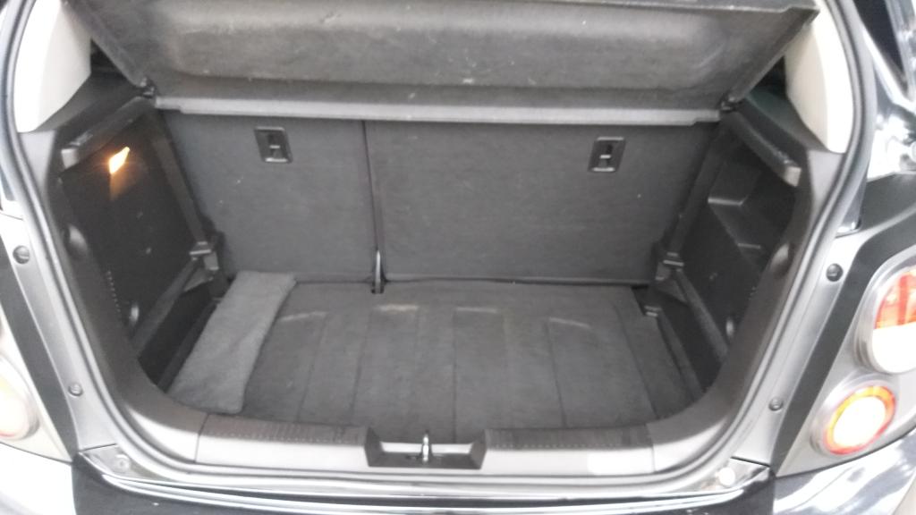 CHEVROLET Sonic Hatch - Foto