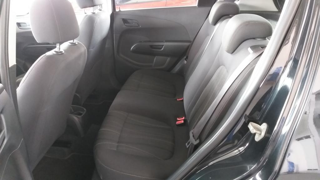 CHEVROLET Sonic Hatch - Foto