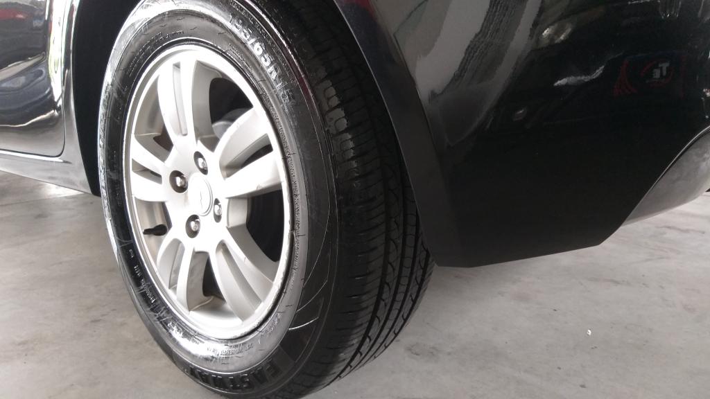 CHEVROLET Sonic Hatch - Foto