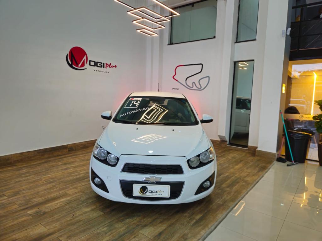 CHEVROLET Sonic Hatch - Foto