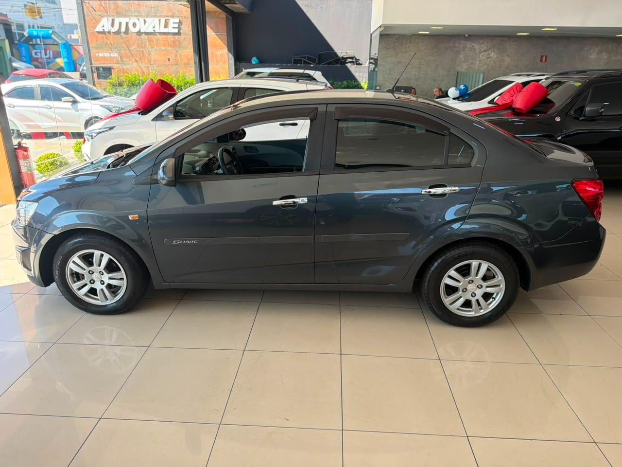 CHEVROLET Sonic Sedan - Foto