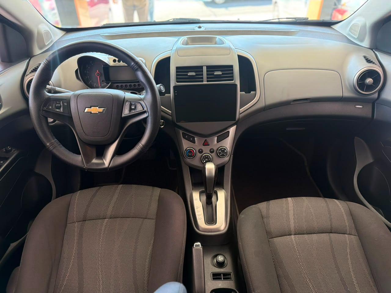 CHEVROLET Sonic Sedan - Foto
