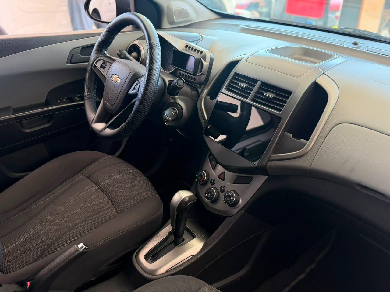 CHEVROLET Sonic Sedan - Foto