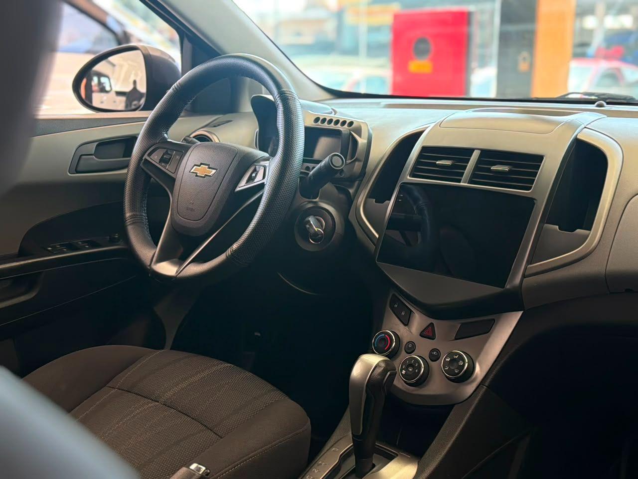 CHEVROLET Sonic Sedan - Foto