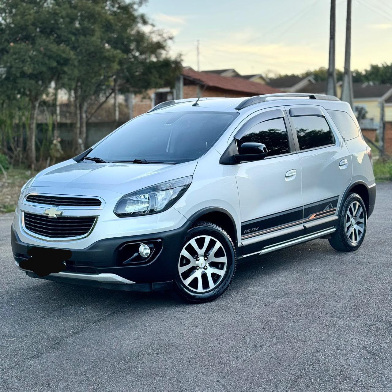 CHEVROLET Spin