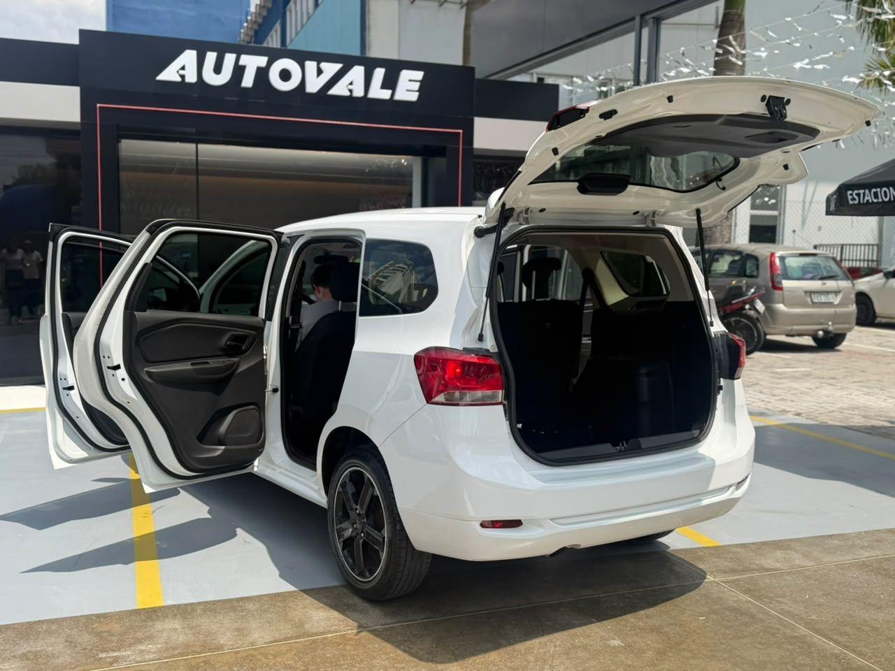 CHEVROLET Spin - Foto