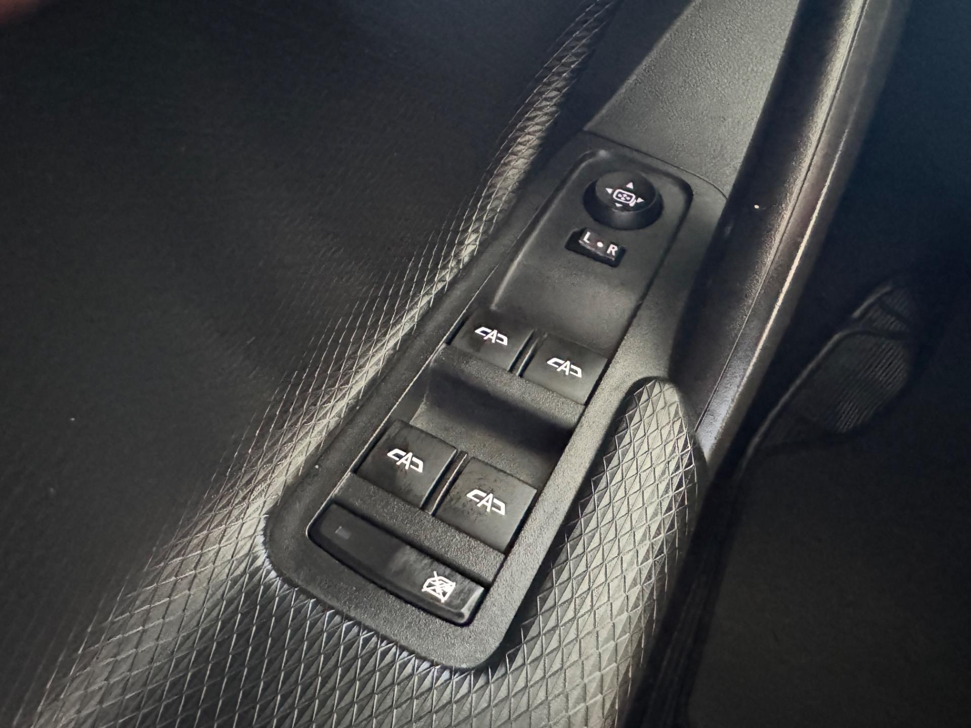 CHEVROLET Tracker - Foto