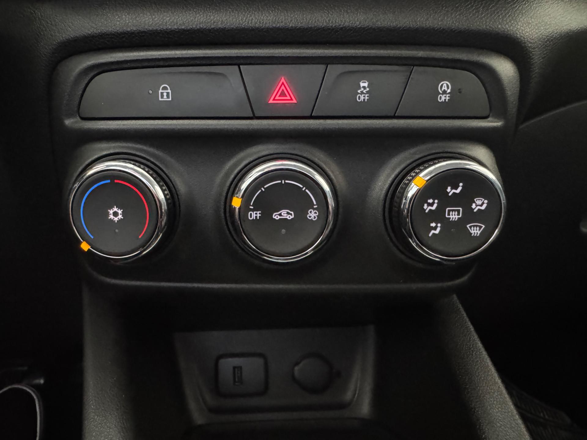 CHEVROLET Tracker - Foto