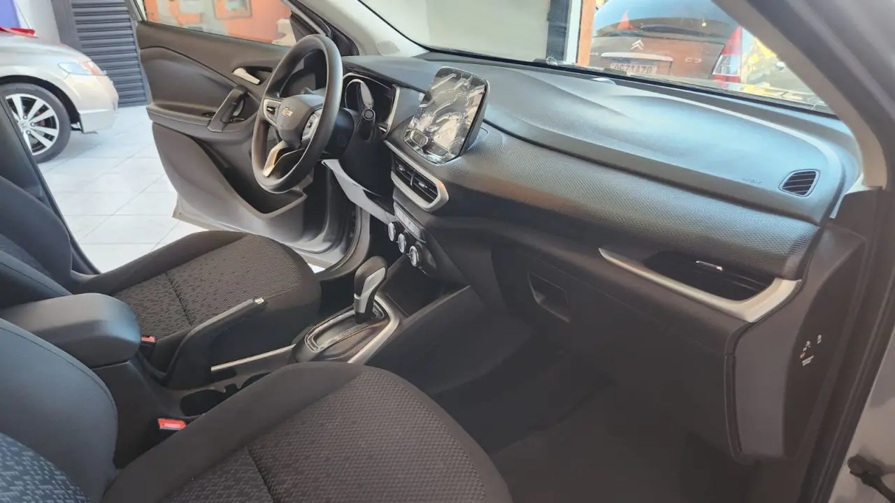 CHEVROLET Tracker - Foto