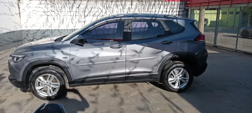 CHEVROLET Tracker - Foto