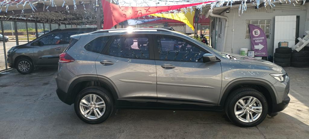 CHEVROLET Tracker - Foto