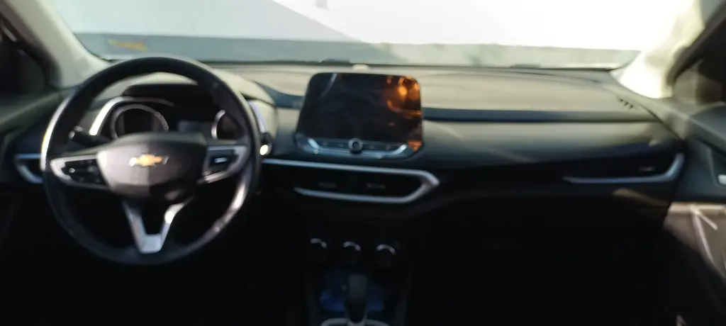 CHEVROLET Tracker - Foto