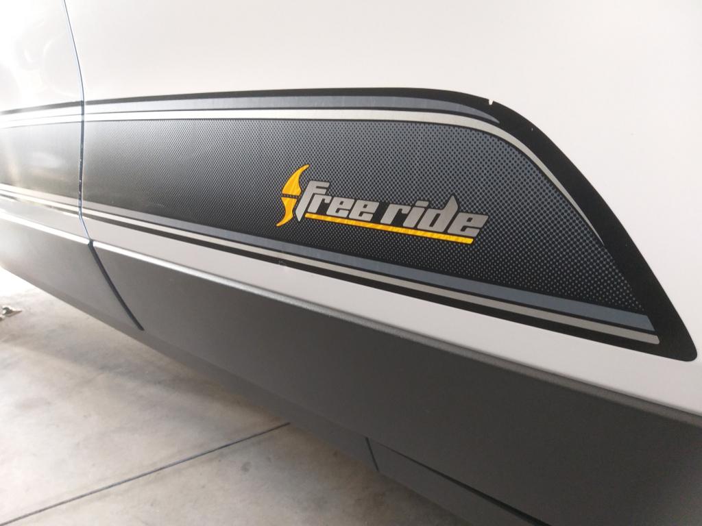 CHEVROLET Tracker - Foto