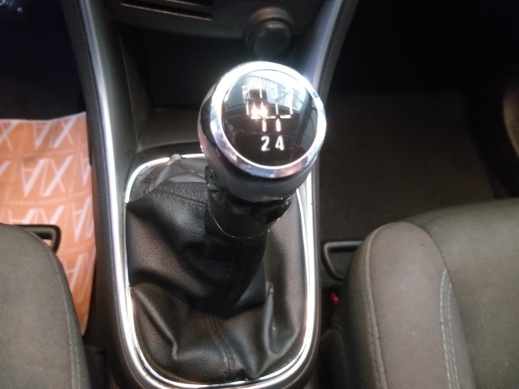 CHEVROLET Tracker - Foto