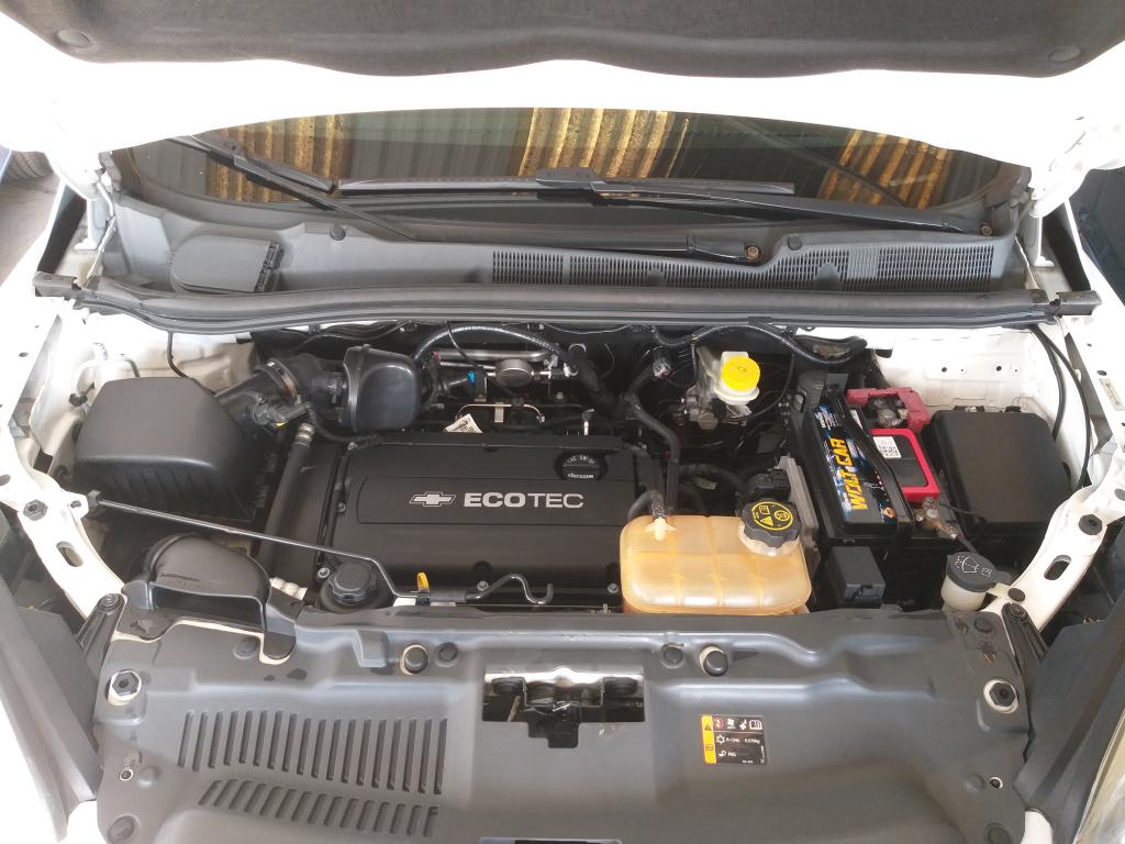 CHEVROLET Tracker - Foto