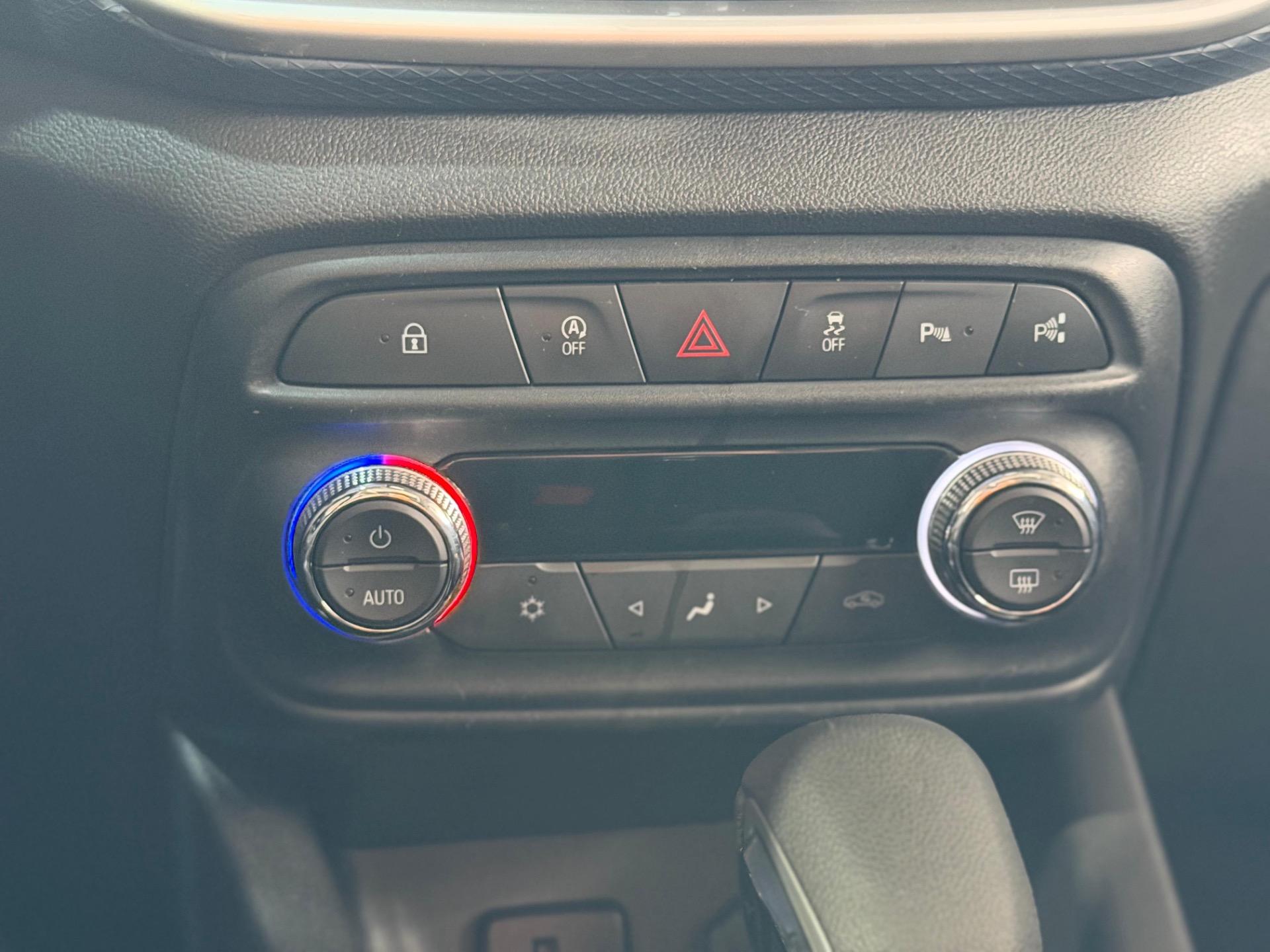 CHEVROLET Tracker - Foto