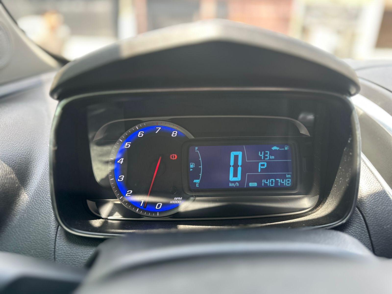 CHEVROLET Tracker - Foto