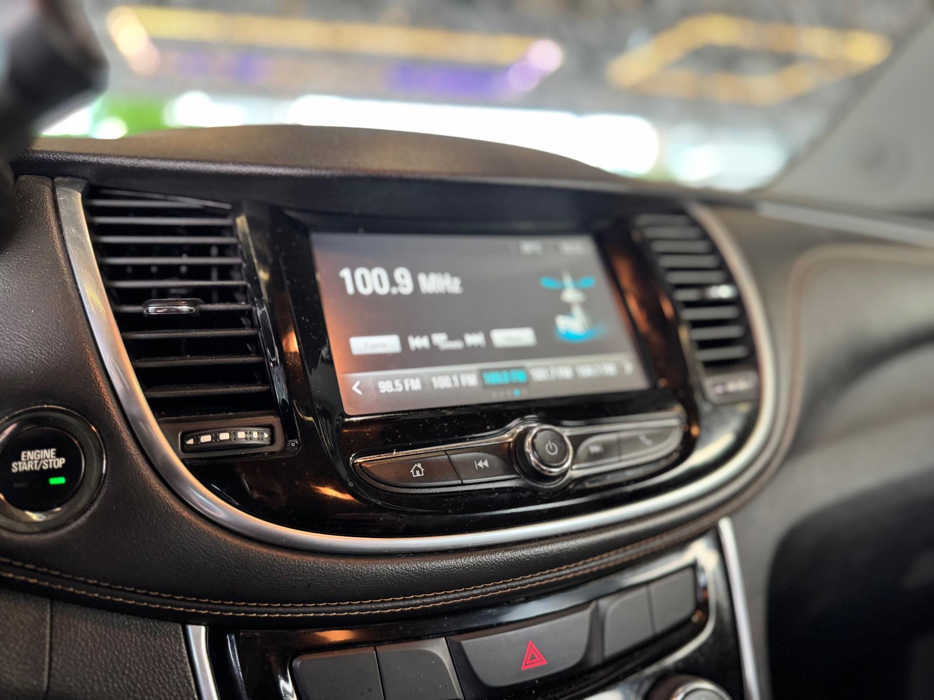 CHEVROLET Tracker - Foto