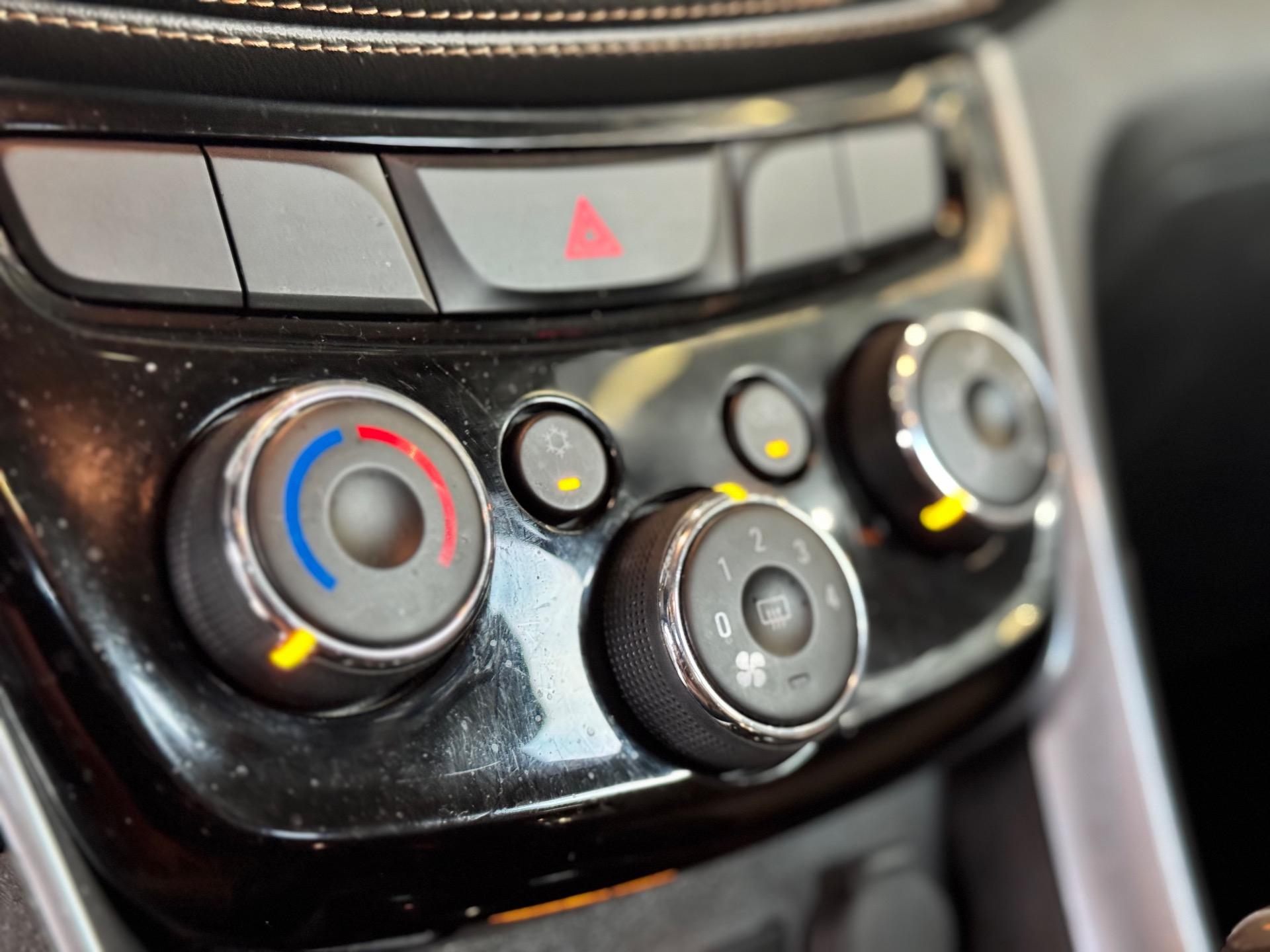 CHEVROLET Tracker - Foto