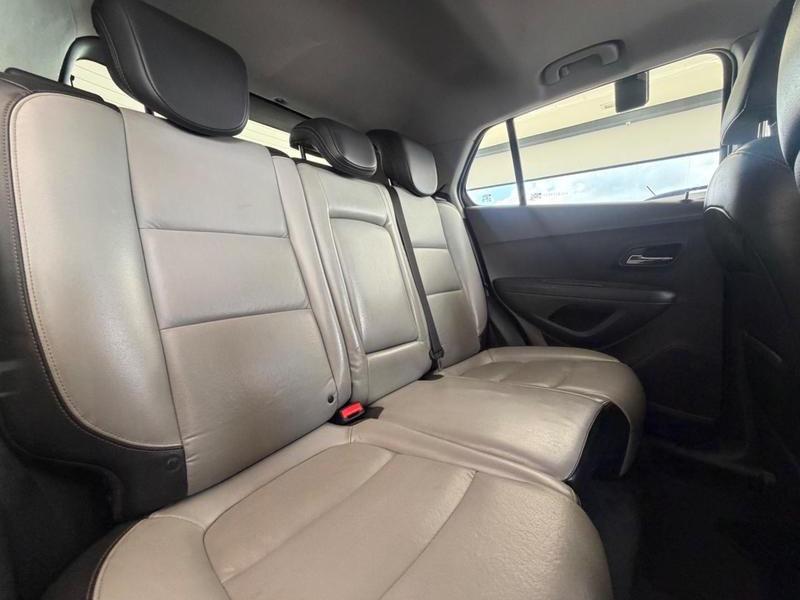 CHEVROLET Tracker - Foto