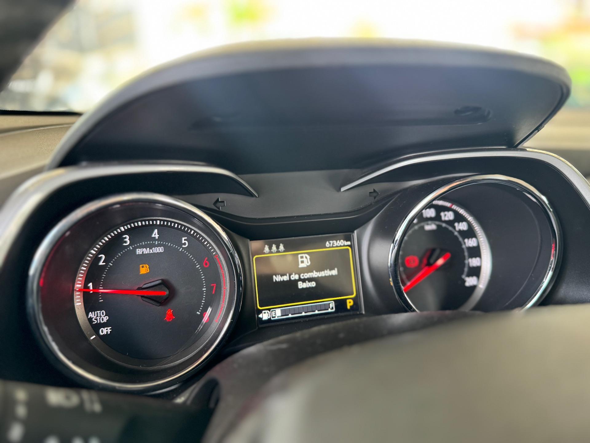 CHEVROLET Tracker - Foto