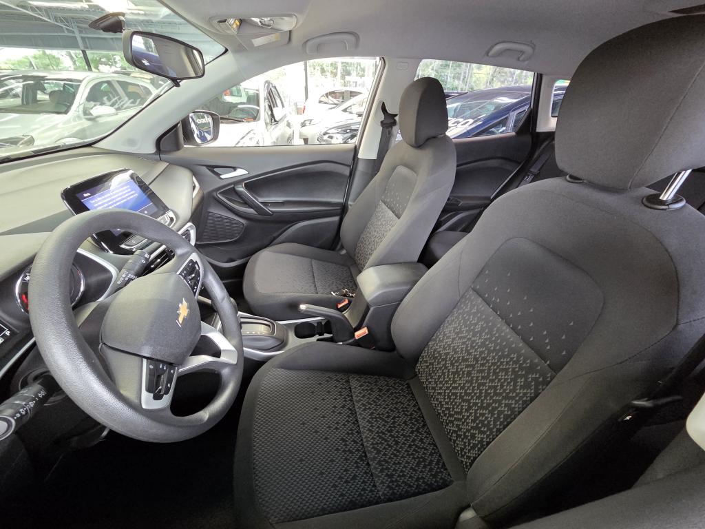 CHEVROLET Tracker - Foto