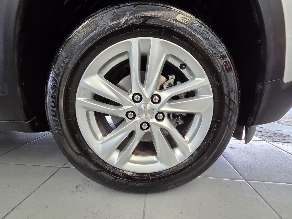 CHEVROLET Tracker - Foto