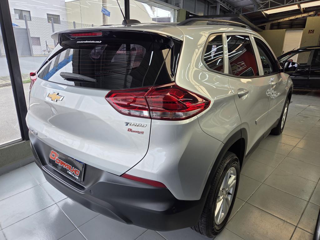 CHEVROLET Tracker - Foto