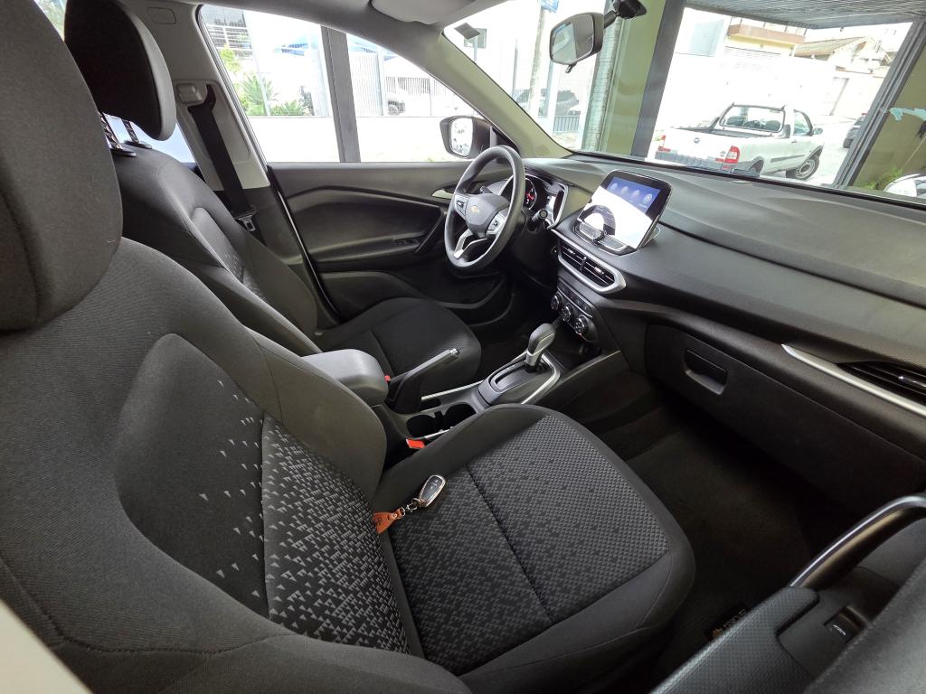 CHEVROLET Tracker - Foto