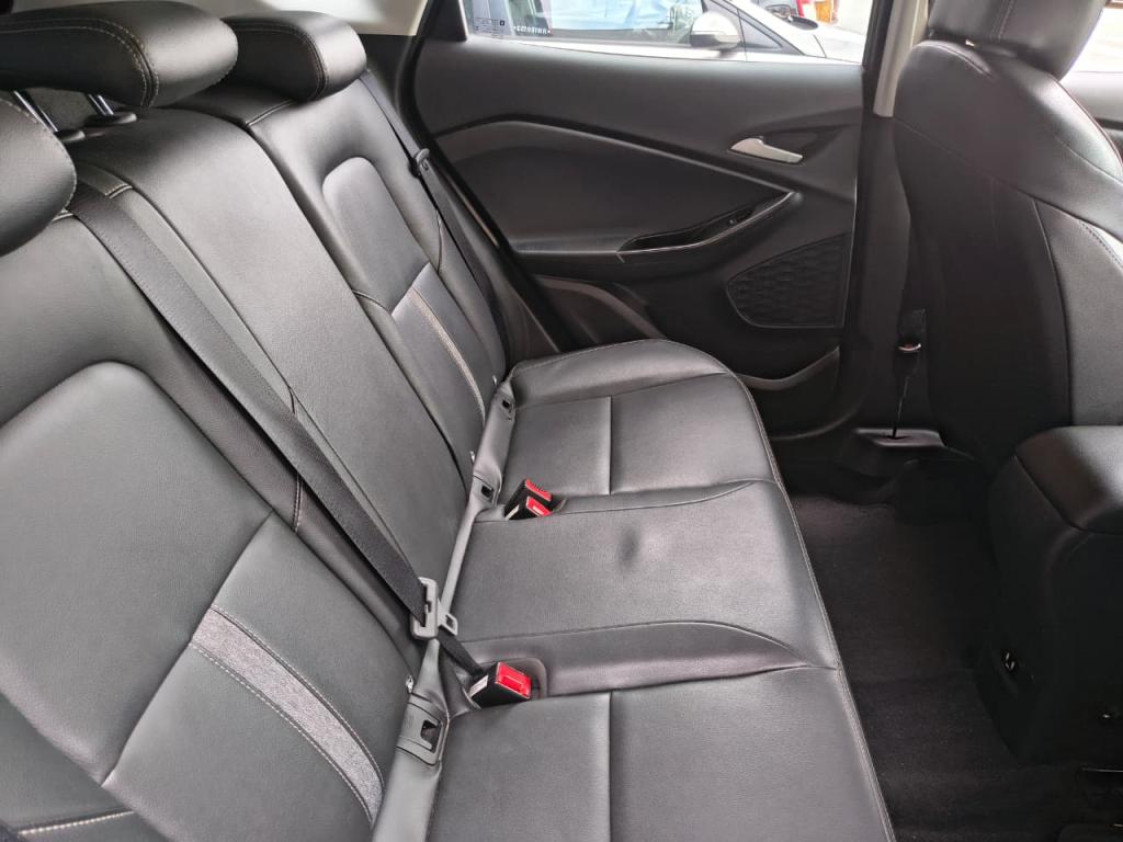 CHEVROLET Tracker - Foto