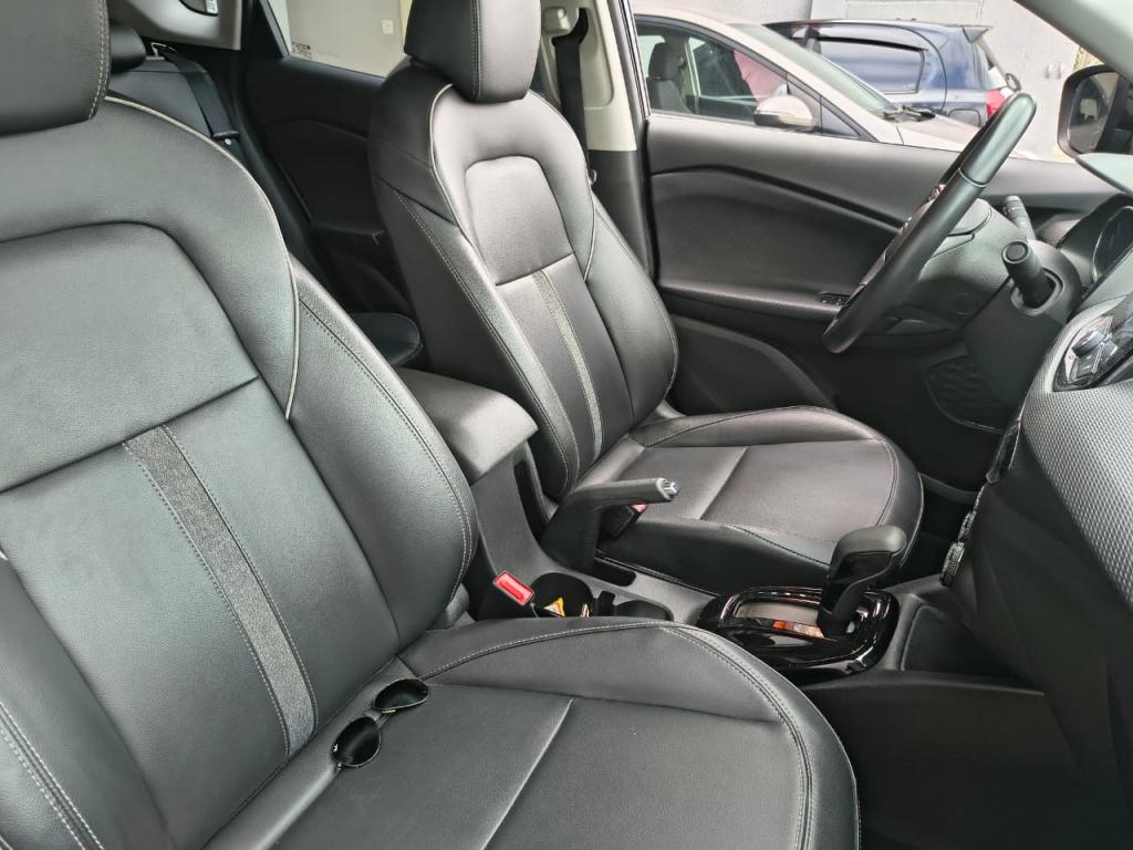 CHEVROLET Tracker - Foto