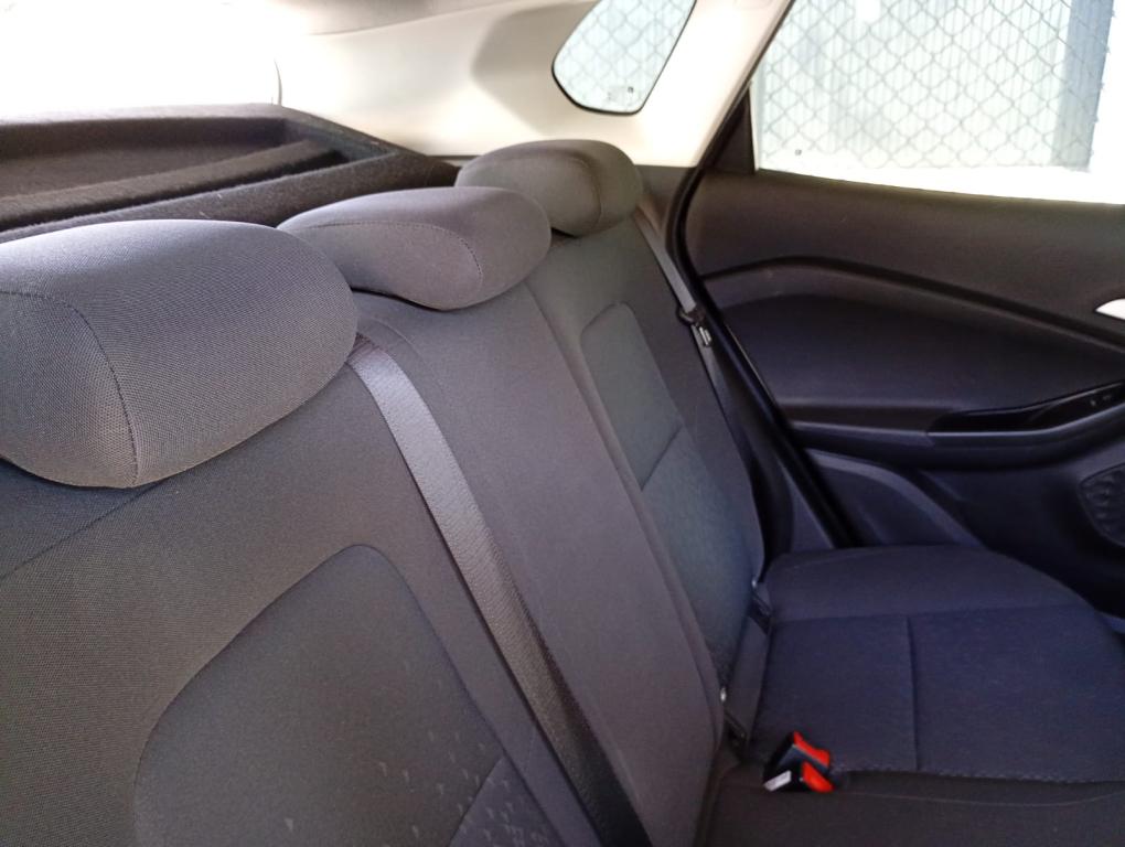 CHEVROLET Tracker - Foto