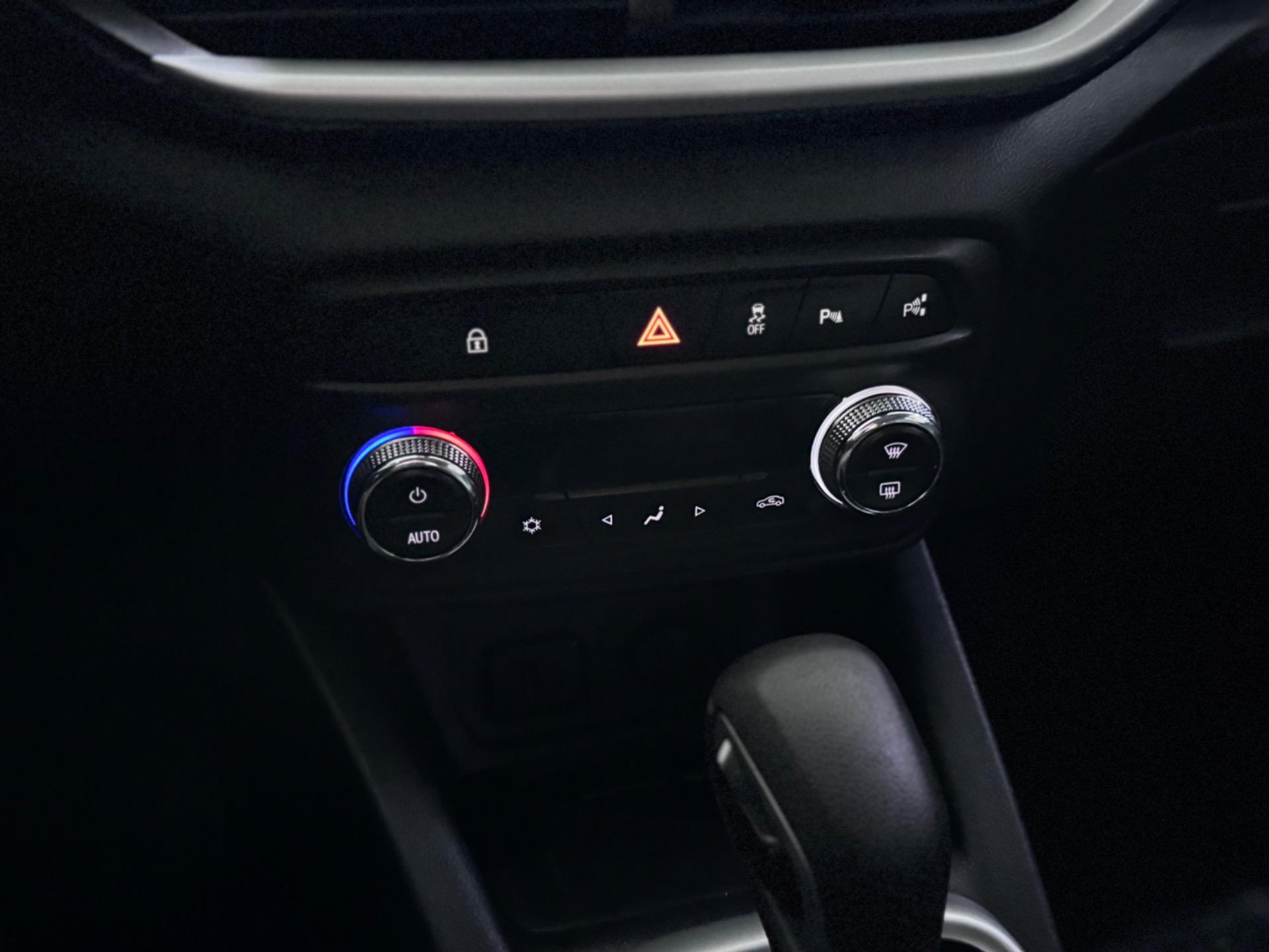 CHEVROLET Tracker - Foto