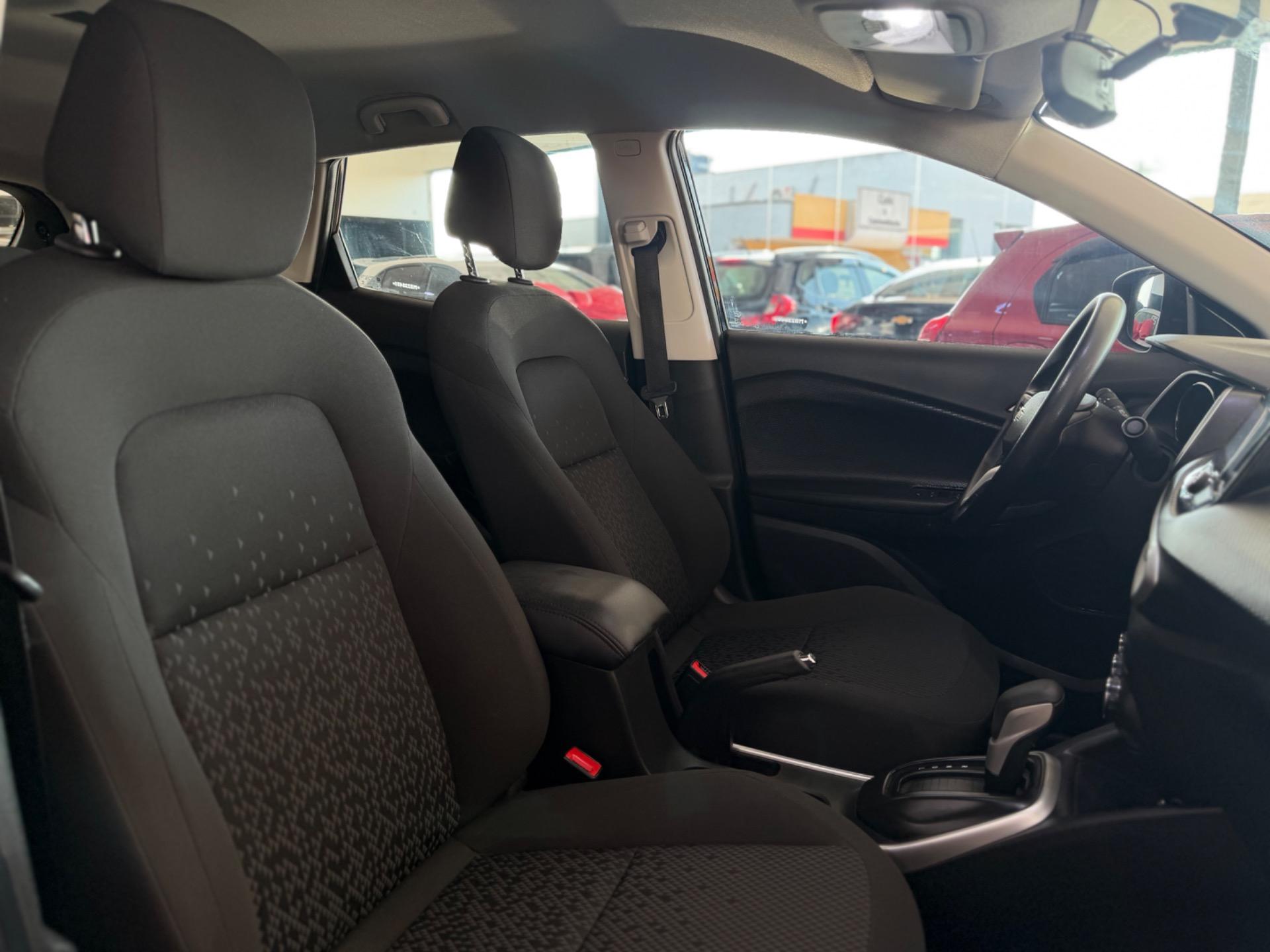 CHEVROLET Tracker - Foto