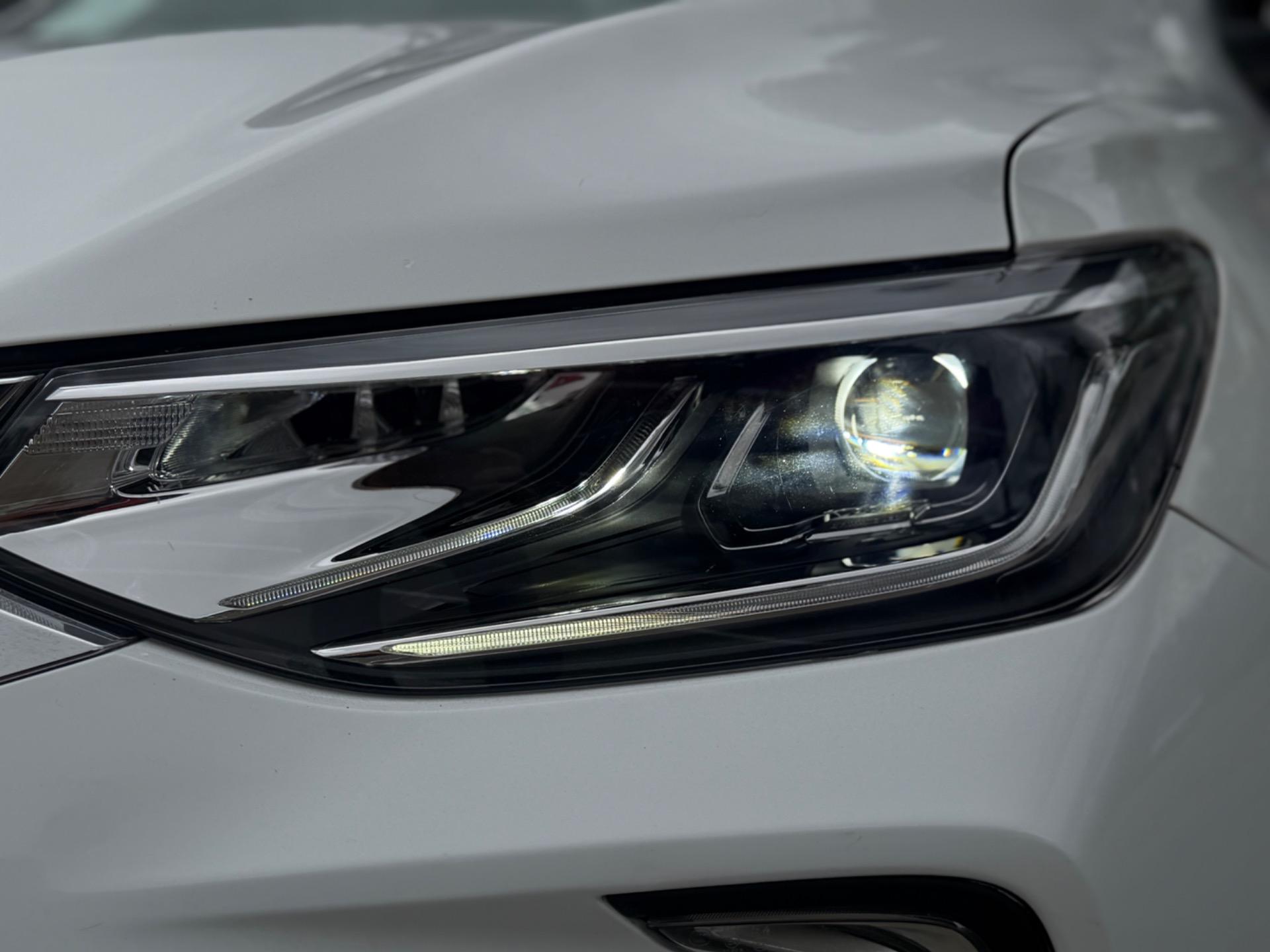 CHEVROLET Tracker - Foto