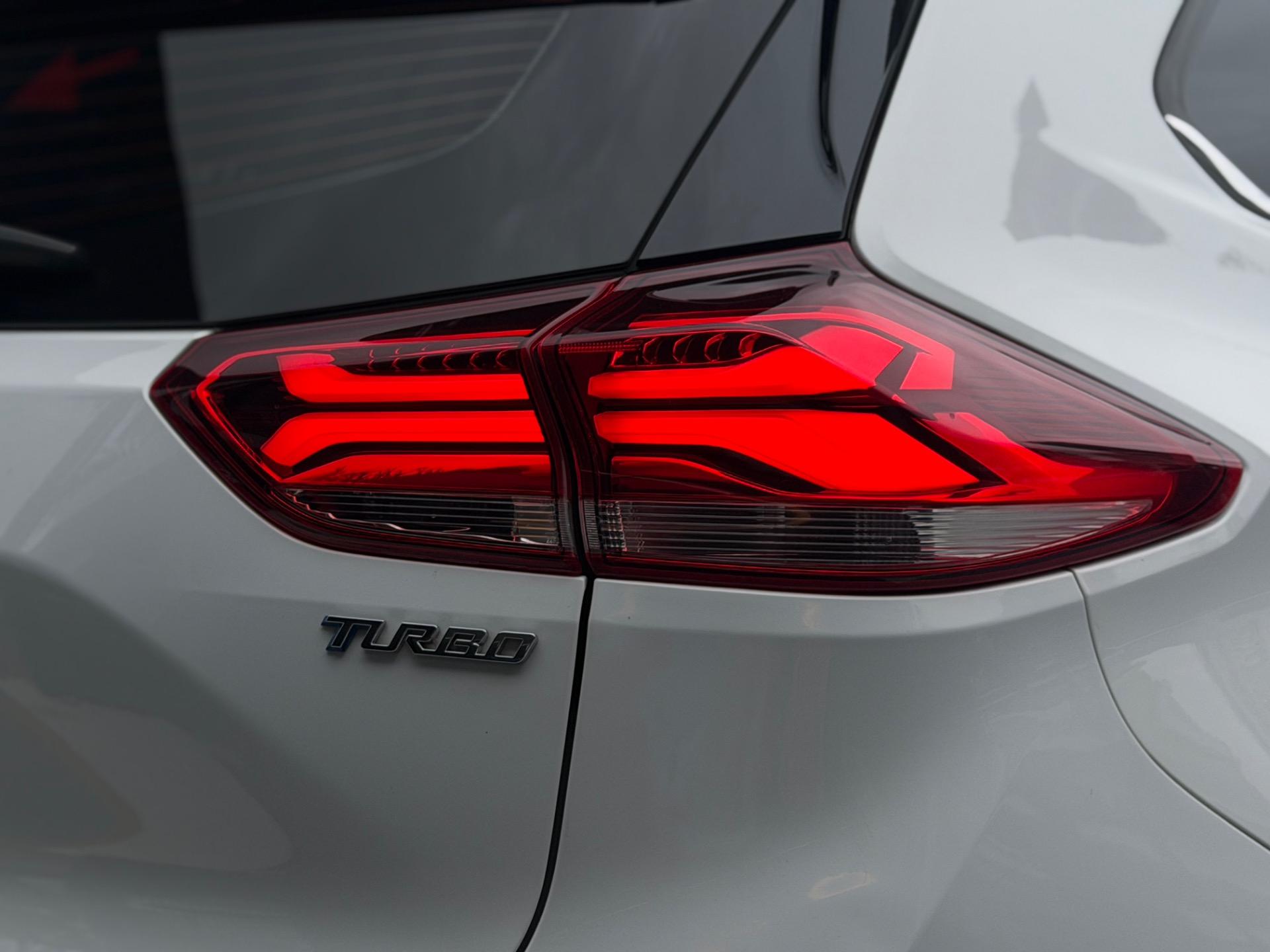 CHEVROLET Tracker - Foto
