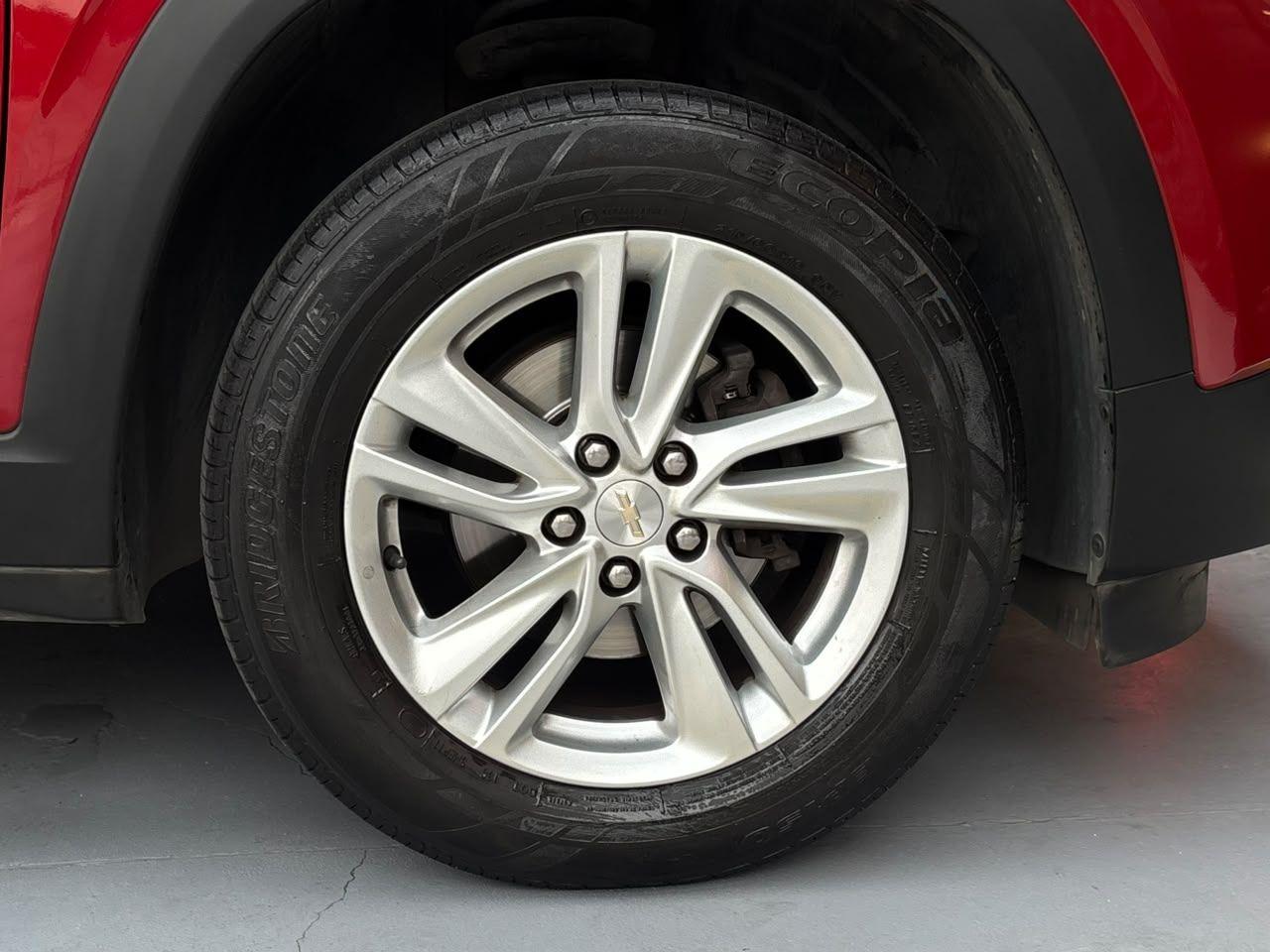 CHEVROLET Tracker - Foto
