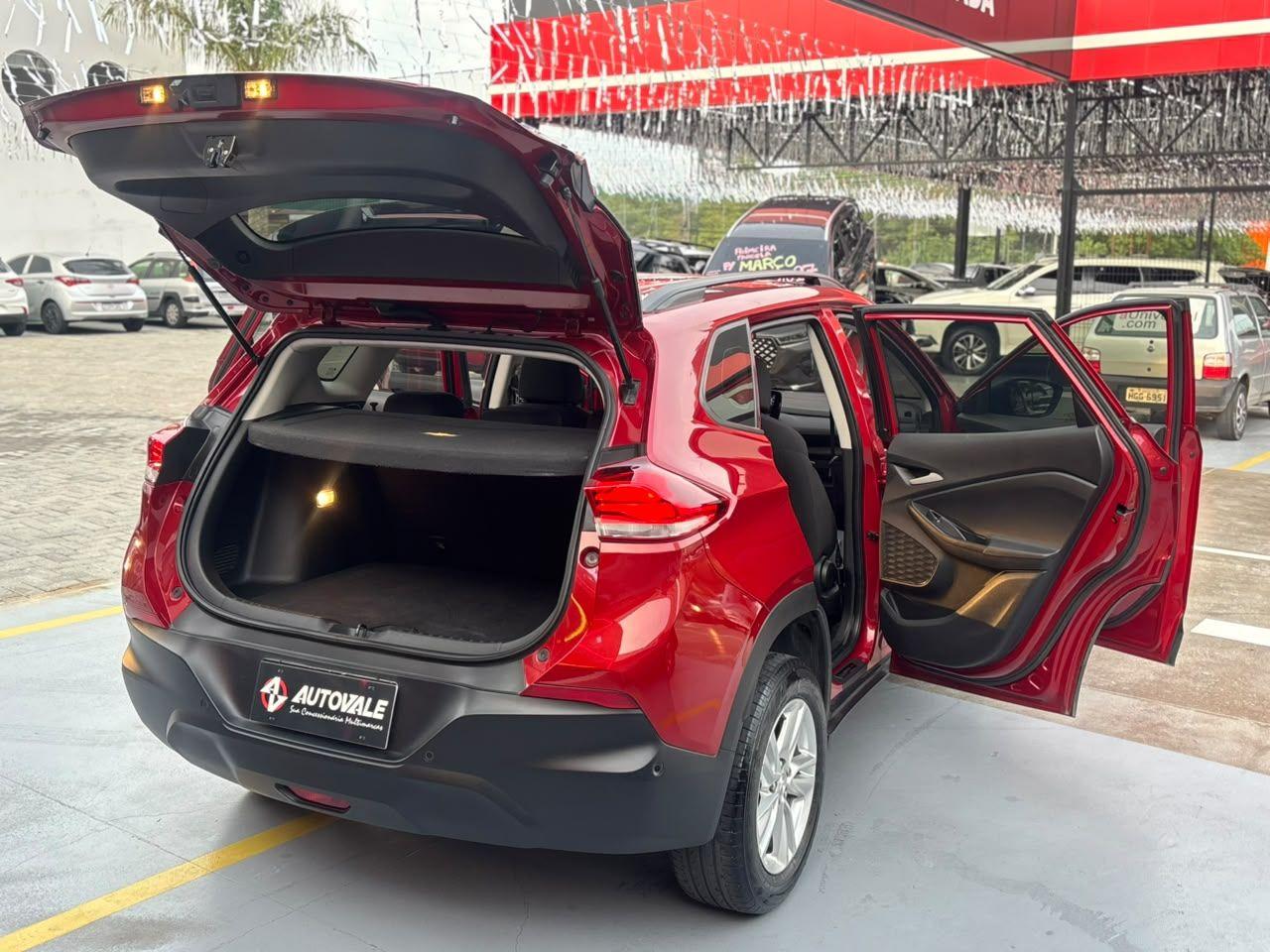 CHEVROLET Tracker - Foto