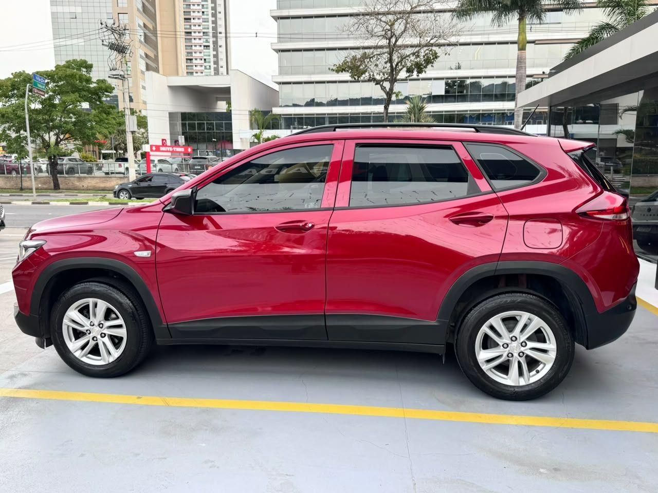 CHEVROLET Tracker - Foto