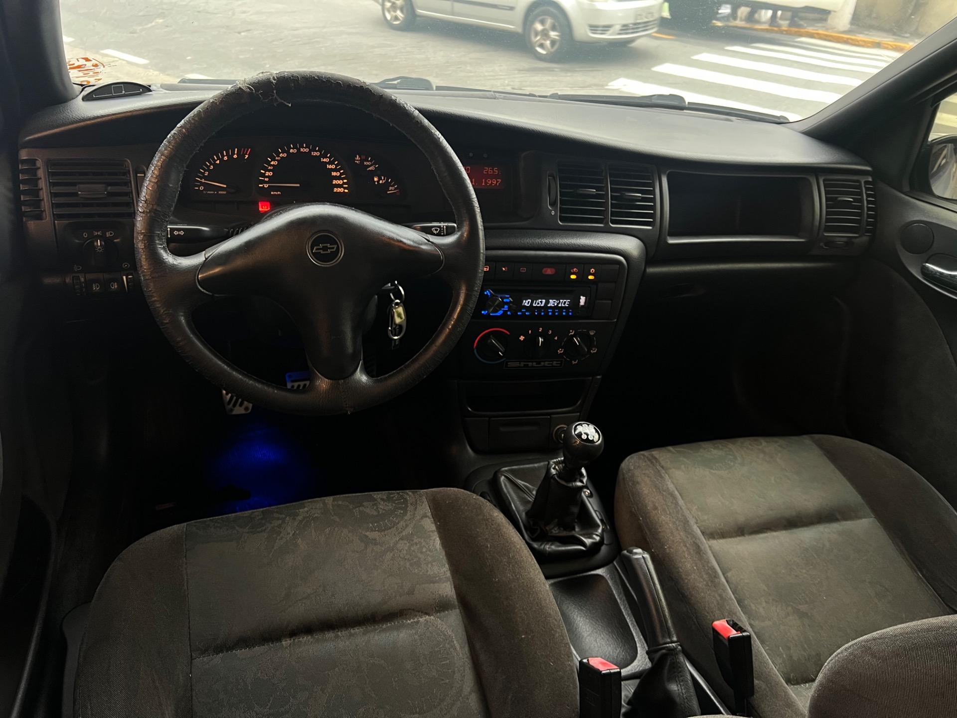 CHEVROLET Vectra Sedan - Foto