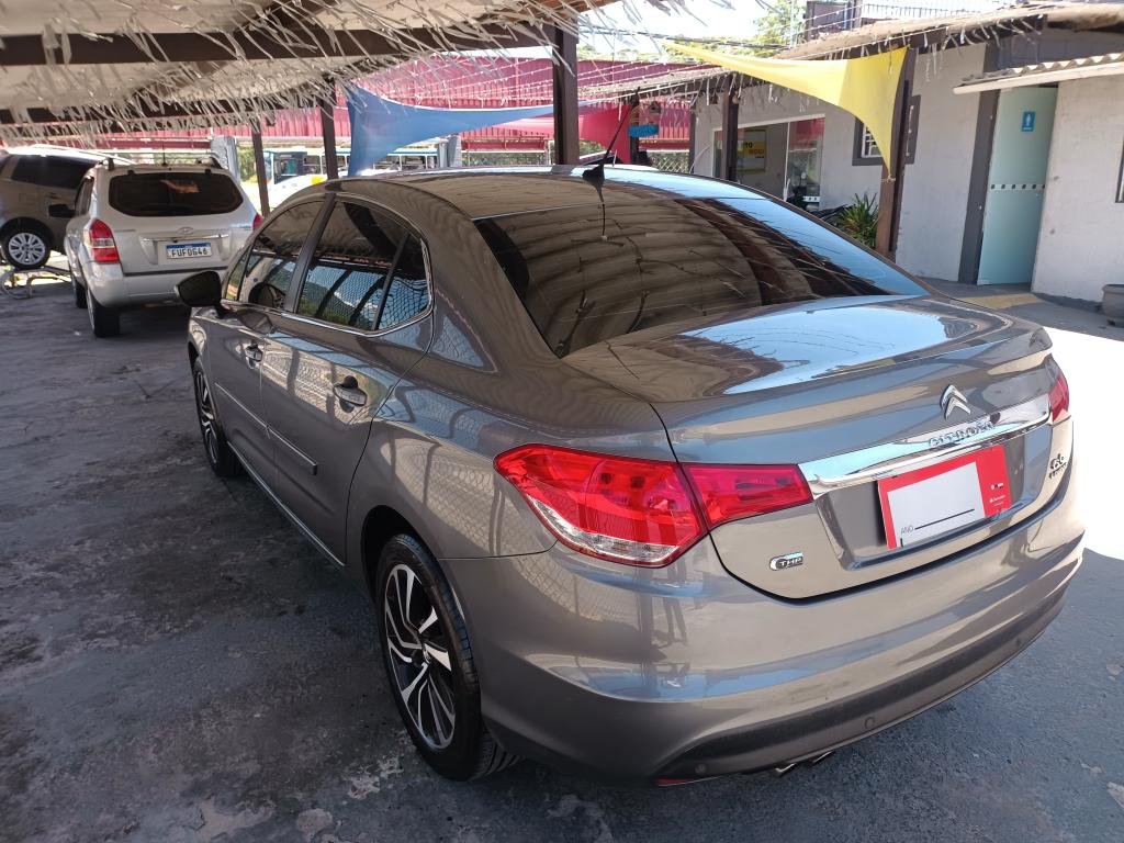 CITROEN C4 Sedan - Foto