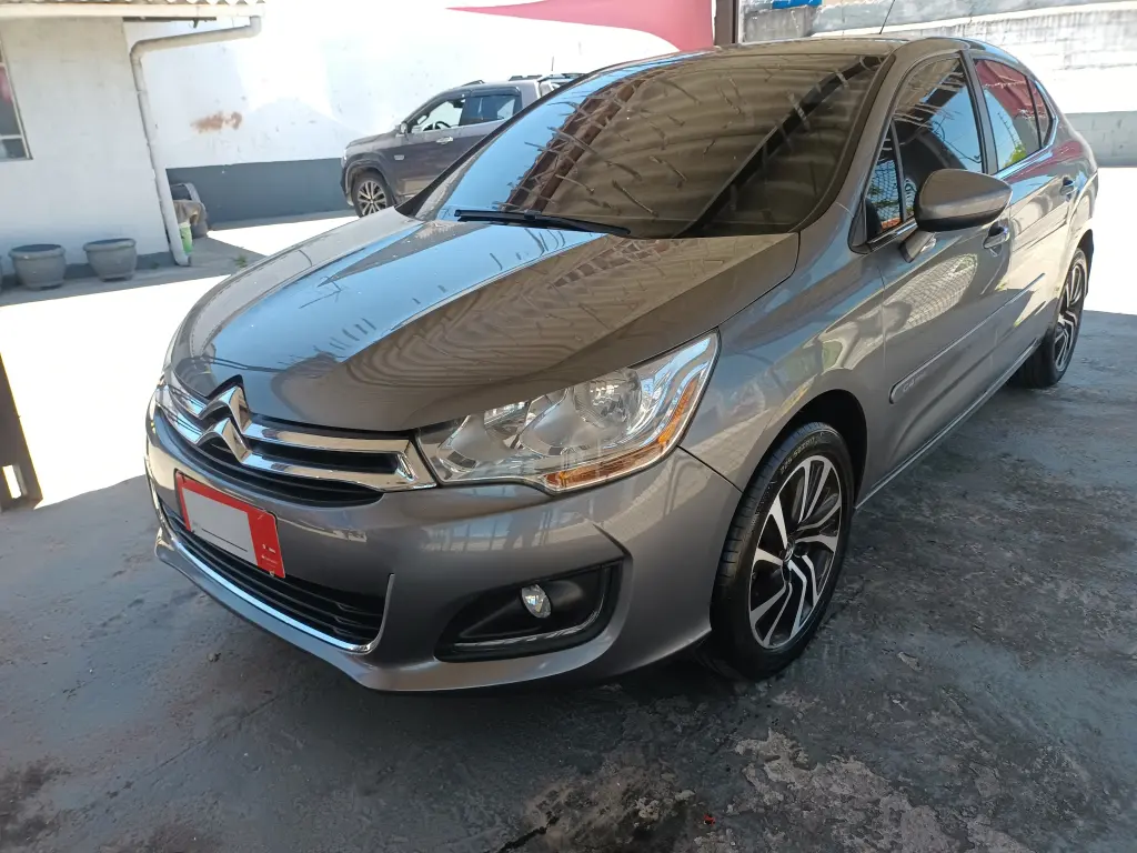 CITROEN C4 Sedan - Foto