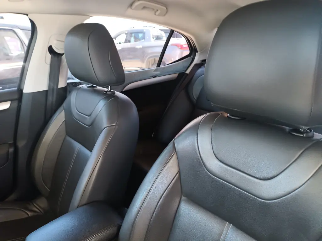 CITROEN C4 Sedan - Foto